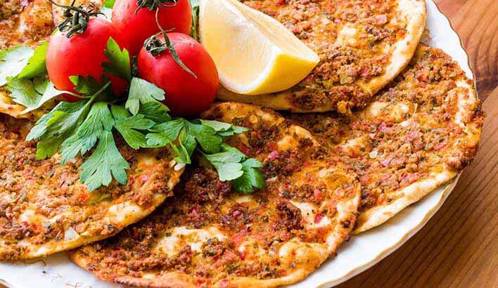 Read more about the article Lahmacun
