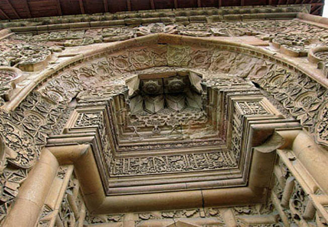 You are currently viewing TRADITIONAL SELJUK ARCHITECTURE